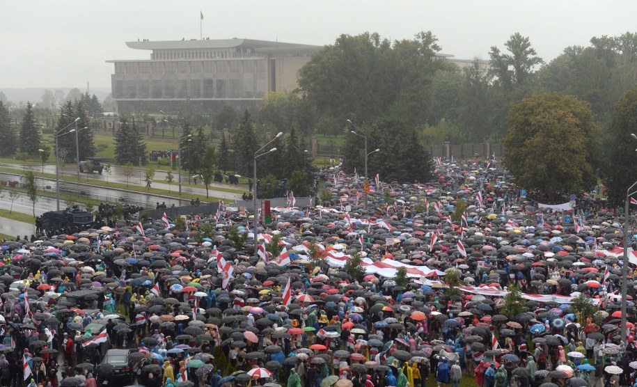 Protest Białorusinów w Mińsku / 	STR   /PAP/EPA
