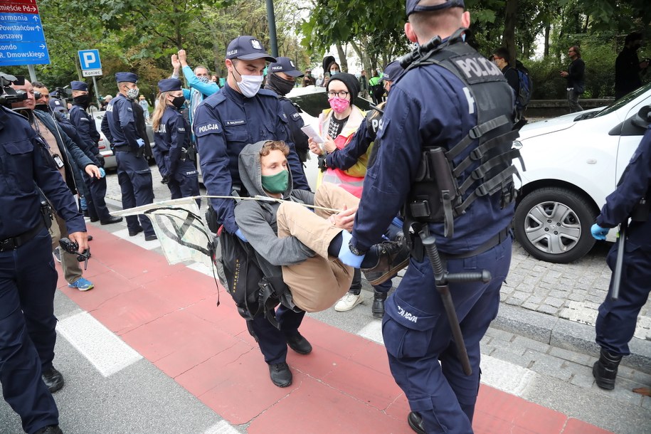 Protest ekologicznych aktywistów z Extinction Rebellion w Warszawie /	Wojciech Olkuśnik /PAP