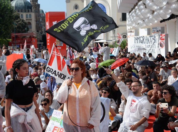 Protest ekologów w Wenecji /ANDREA MEROLA /PAP/EPA