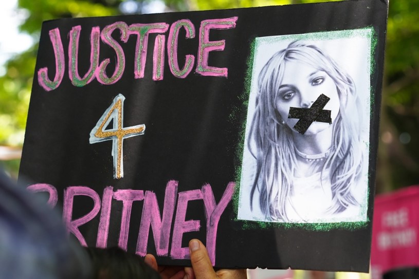 protest fanów Britney Spears /Getty Images