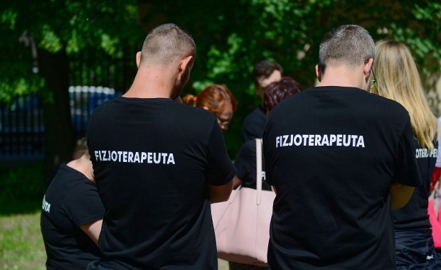 Protest fizjoterapeutów. Masowo idą na zwolnienia lekarskie