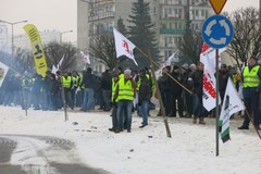 Protest górników przed siedzibą JSW 