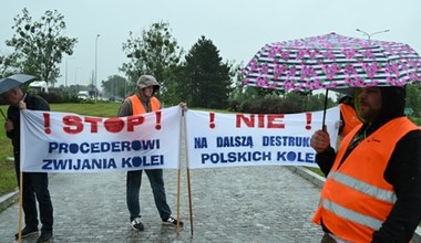 Protest kolejarzy w całej Polsce. "Dość faworyzowania transportu drogowego"
