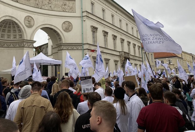Protest lekarzy rezydentów w Warszawie /RMF FM, Mariusz Piekarski /