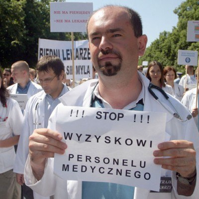 Protest lekarzy ze szpitala na Banacha/ fot. Marcin Smulczyński /Agencja SE/East News