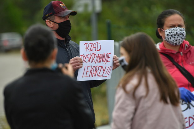 Protest mieszkańców pogranicza polsko-niemieckiego w miejscowości Lubieszyn (woj. zachodniopomorskie) / 	Marcin Bielecki    /PAP