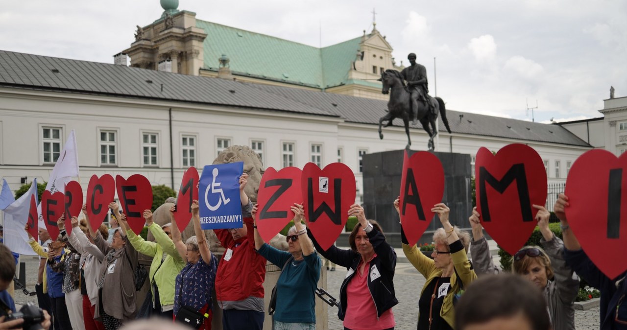 Protest niepełnosprawnych w Warszawie