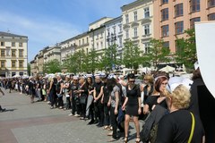 Protest pielęgniarek na krakowskim rynku
