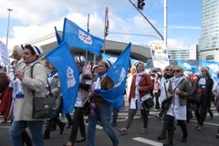 Protest pielęgniarek na ulicach Warszawy