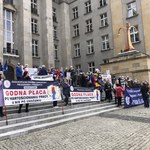Protest pielęgniarek w Katowicach. "Czujemy się niedocenione"