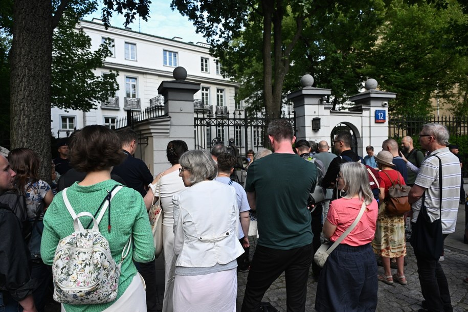 Protest pod siedzibą Nuncjatury Apostolskiej / 	Radek Pietruszka   /PAP