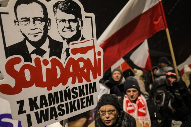 Protest pod Zakładem Karnym w Przytułach Starych, gdzie przebywa Maciej Wąsik /Paweł Supernak /PAP