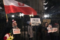 Protest Polonii w USA przed ambasadą