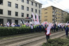 Protest pracowników kopalni i elektrowni Turów. "Praca w Polsce naszym prawem'