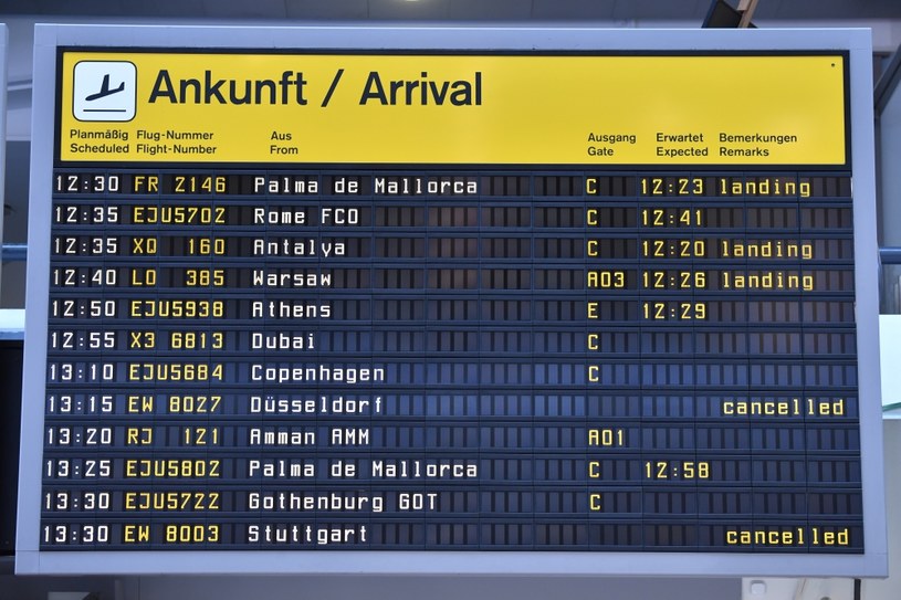 Protest pracowników linii Germanwings trwał trzy dni /JOHN MACDOUGALL / AFP /AFP