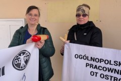 Protest pracowników szpitali przed Ministerstwem Zdrowia. Nie zgadzają się na zamrożenie podwyżek