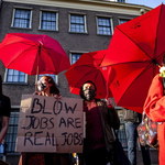 Protest prostytutek w Hadze. "Masażystki mogą pracować normalnie, a my nie?"