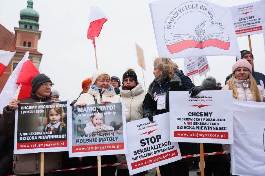 Protest przeciwko edukacji zdrowotnej w szkołach w Warszawie. /	Leszek Szymański   /PAP