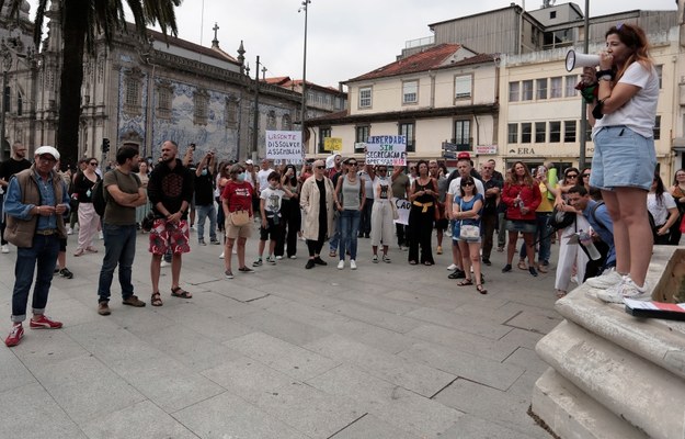 Protest przeciwko obostrzeniom w Portugalii /MANUEL FERNANDO ARAUJO  /PAP/EPA