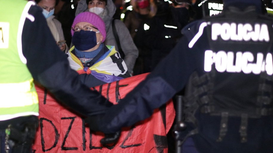 Protest przeciwko Przemysławowi Czarnkowi przed siedzibą MEN /Jakub Rutka /RMF FM