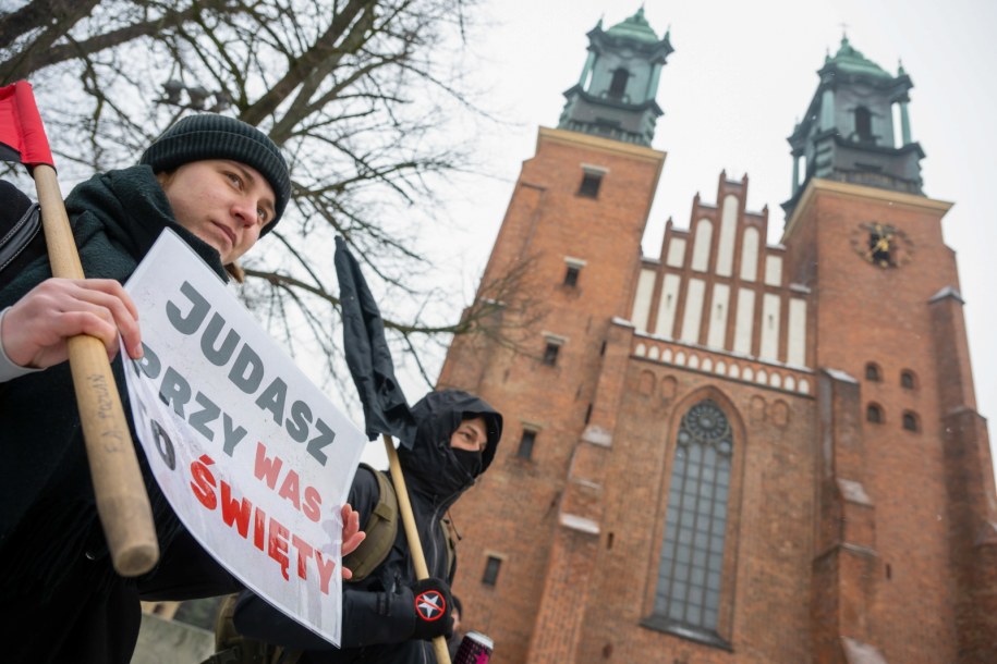 Protest przeciwko sprzedaży Osiedla Maltańskiego /Jakub Kaczmarczyk /PAP