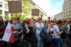 Protest przeciwko zmianom w ustawie żłobkowej