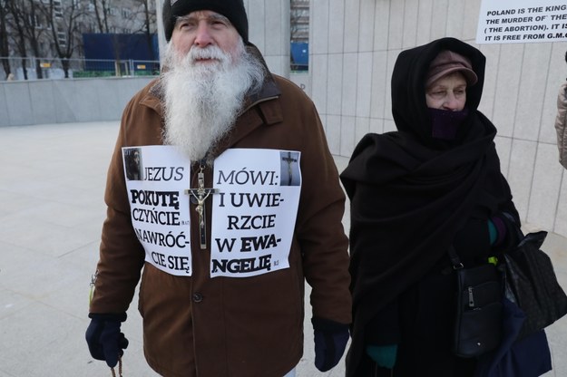Protest przeciwników liberalizacji ustawy o planowaniu rodziny /	Tomasz Gzell   /PAP