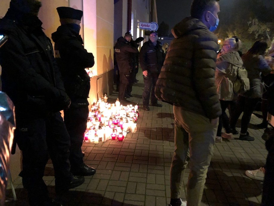 Protest przed domem Krystyny Pawłowicz /Piotr Szydłowski /RMF FM