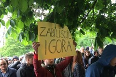 Protest przed komisariatem policji we Wrocławiu