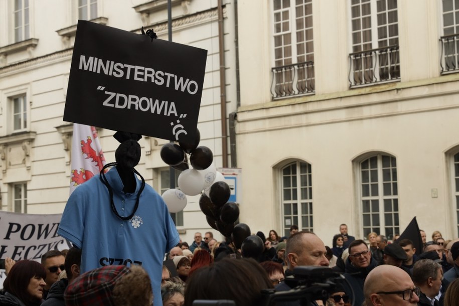 Protest przed Ministerstwem Zdrowia /Mikołaj Poruszek /RMF FM