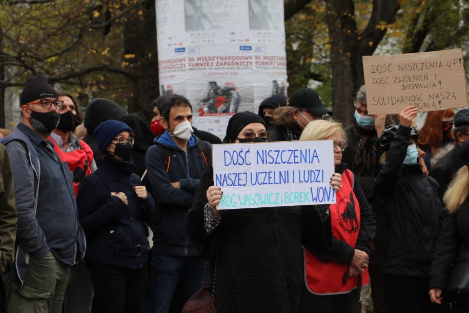 Protest przed UP w Krakowie /Józef Polewka /RMF FM