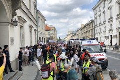 Protest ratowników medycznych w Warszawie. "Czwarta fala już bez nas"