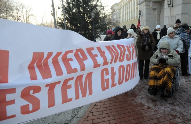 Protest rodziców niepełnosprawnych dzieci w Warszawie /Bartłomiej Zborowski /PAP