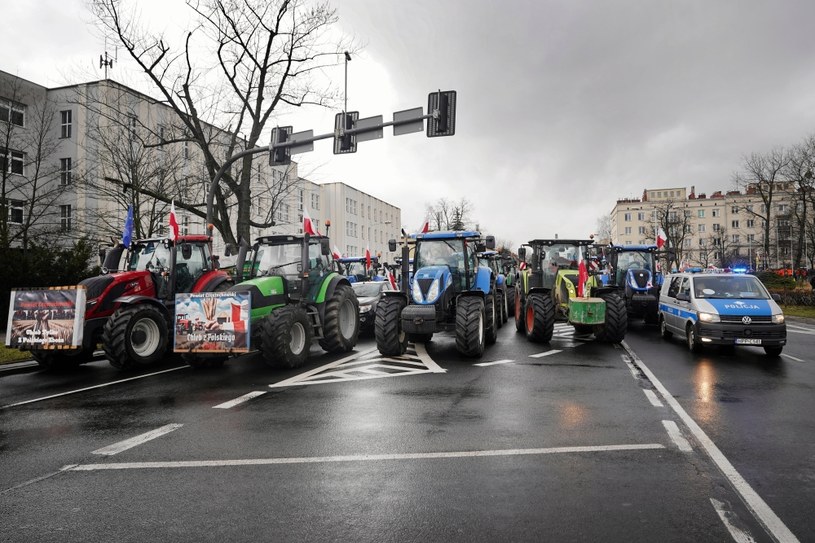 Protest rolników. Blokady na drogach w całej Polsce [NA ŻYWO]