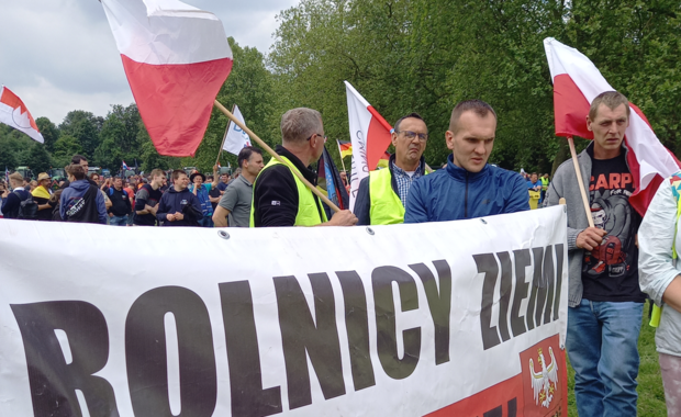 Protest rolników w Brukseli. Atmosfera piknikowa