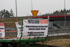 Protest rolników w okolicach lotniska w Pyrzowicach 