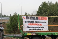 Protest rolników w okolicach lotniska w Pyrzowicach 