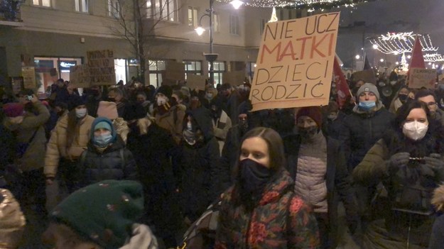 Protest Strajku Kobiet w Łodzi /Magdalena Grajnert /RMF FM