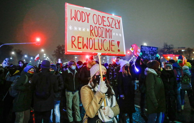 Protest Strajku Kobiet w Warszawie /Rafał Guz /PAP