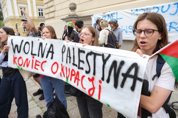 Protest studentów Uniwersytetu Warszawskiego w obronie Palestyny 12 czerwca 2024 roku /Rafał Guz /PAP