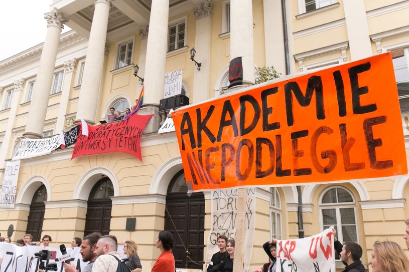 Protest studentów UW /Jacek Lagowski /FORUM
