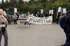 Protest w 10. rocznicę wojny w Afganistanie