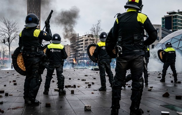 Protest w Eindhoven /ROB ENGELAAR /PAP/EPA