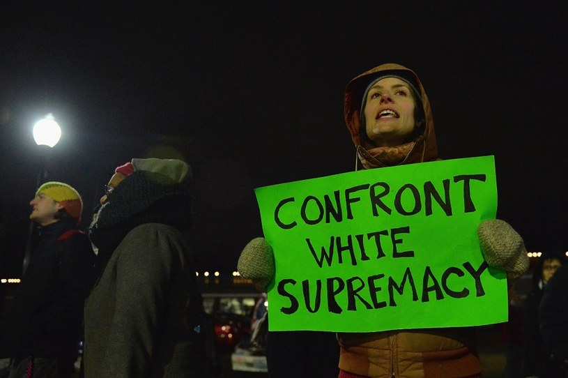 Protest w Ferguson po ogłoszeniu decyzji ministerstwa sprawiedliwości /AFP