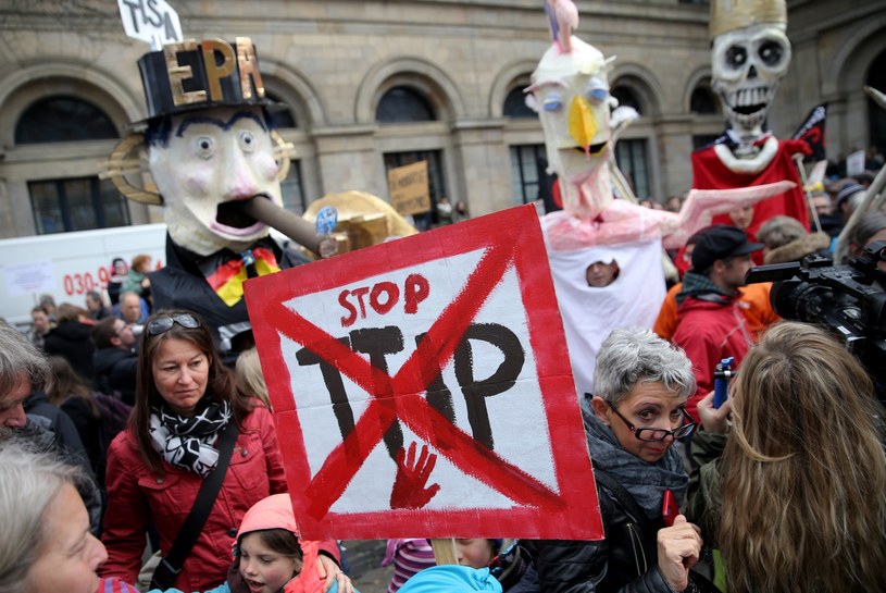 Protest w Hanowerze /EPA/CHRISTIAN CHARISIUS /PAP/EPA