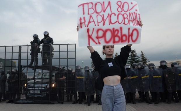 Protest w Mińsku w urodziny Łukaszenki. MSW Białorusi mówi o 140 zatrzymanych