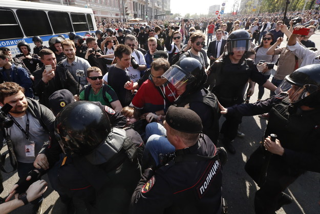 Protest w Moskwie zgromadził tysiące osób /Sergei Ilnitsky /PAP