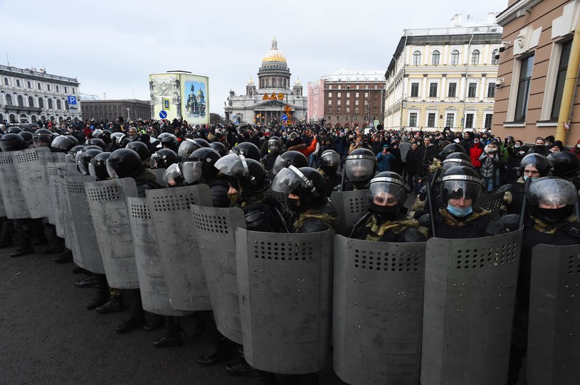 Protest w obronie Aleksieja Nawalnego w Petersburgu /Olga Maltseva /AFP