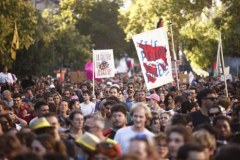 Protest w Paryżu. Policja użyła gazu łzawiącego 