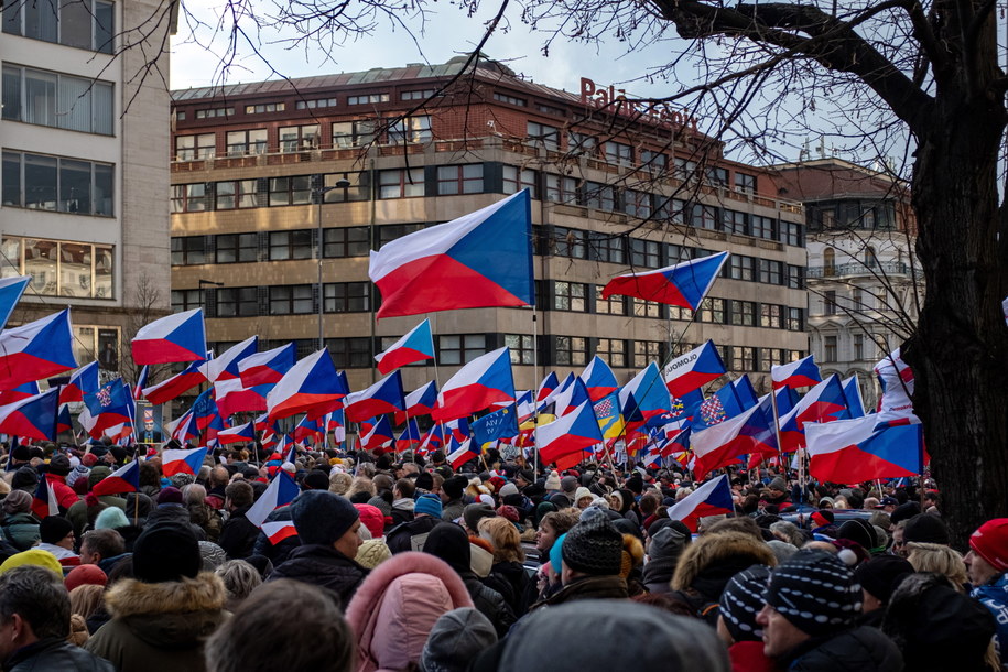 Protest w Pradze /Martin Divisek /PAP/EPA